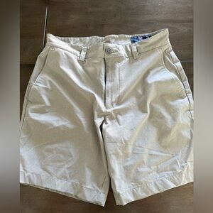 Vineyard Vines Gray Shorts Size 30